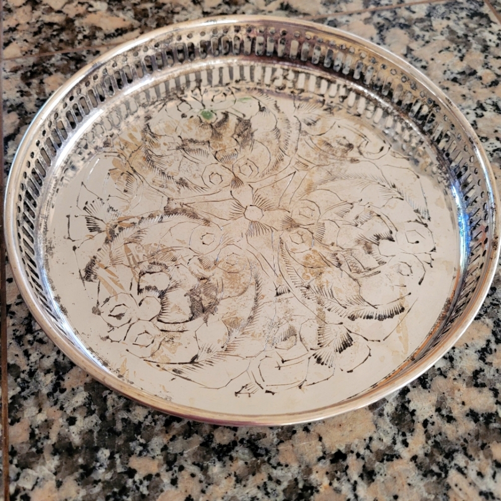 Vintage silver tone shot glass tray